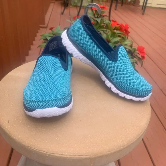 Blue Slip-On Sneakers - Picture 3 of 5